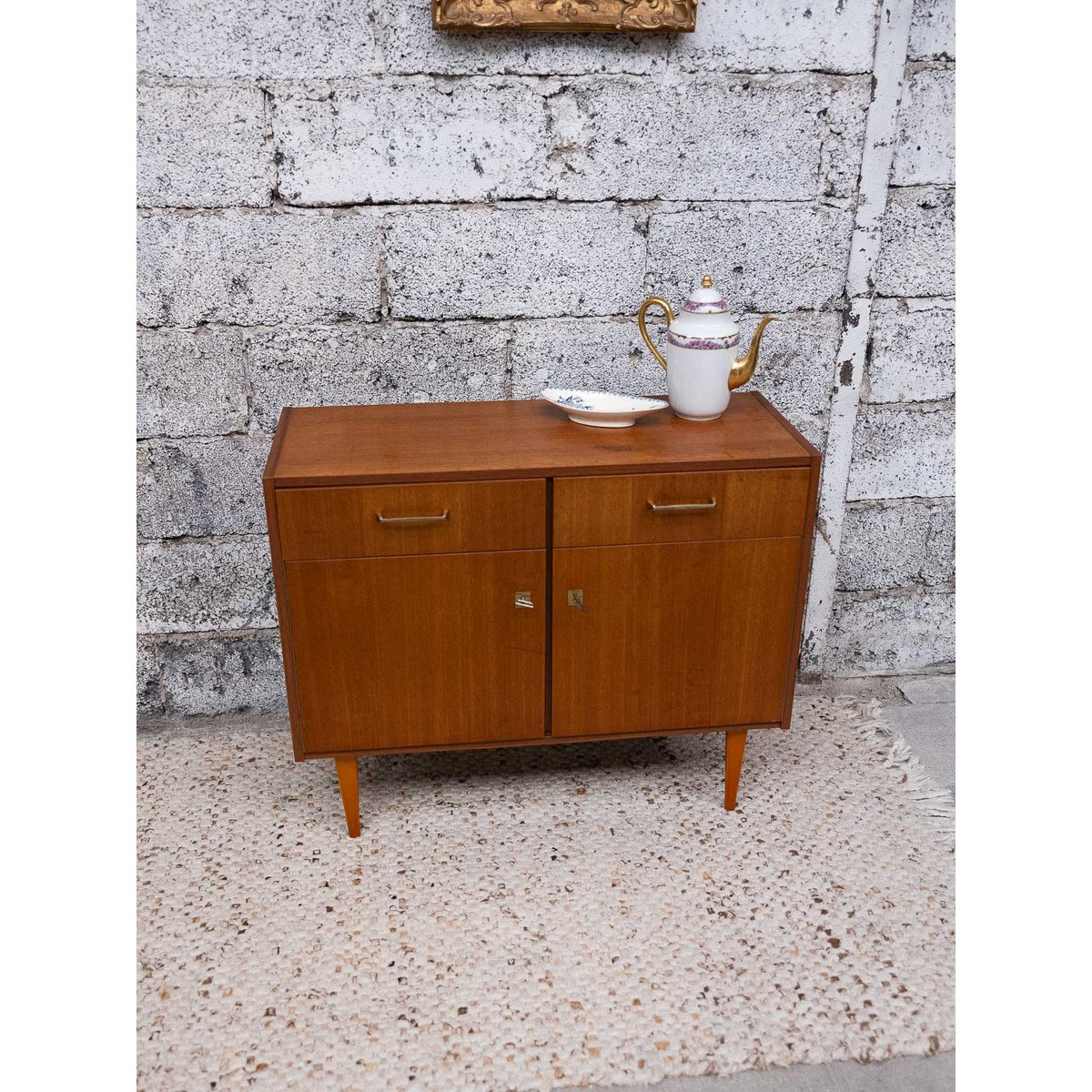 Très mignonne commode Olga N°1050 - Bon état marron, DEBONGOUT