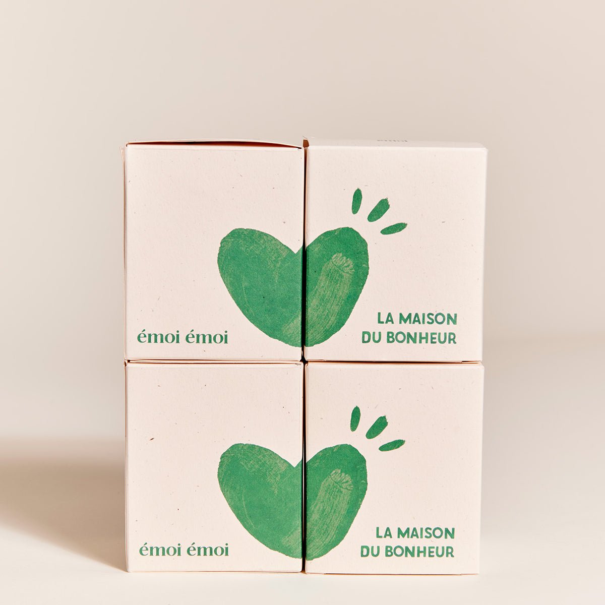 Bougie La maison du bonheur, PLUS QU'UNE BOUGIE blanc - blanc, EMOI EMOI