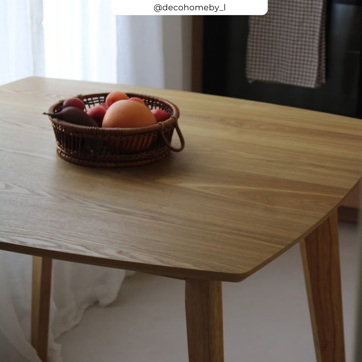 Table carrée en bois - JULIO bois clair, MAISON PAVANE