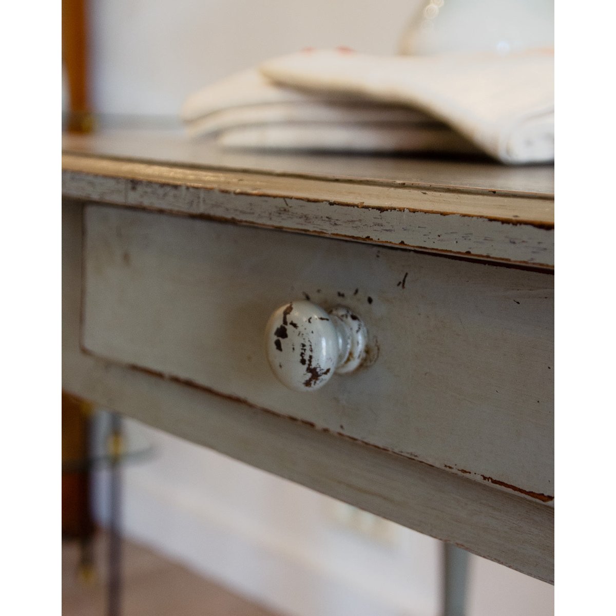 Table de ferme en bois Romy N°1371 - Bon état gris, DEBONGOUT