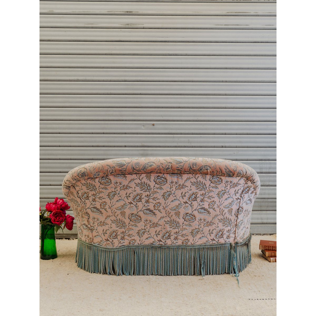 Banquette en tissu à motifs Martine N°159 - Bon état rose, DEBONGOUT