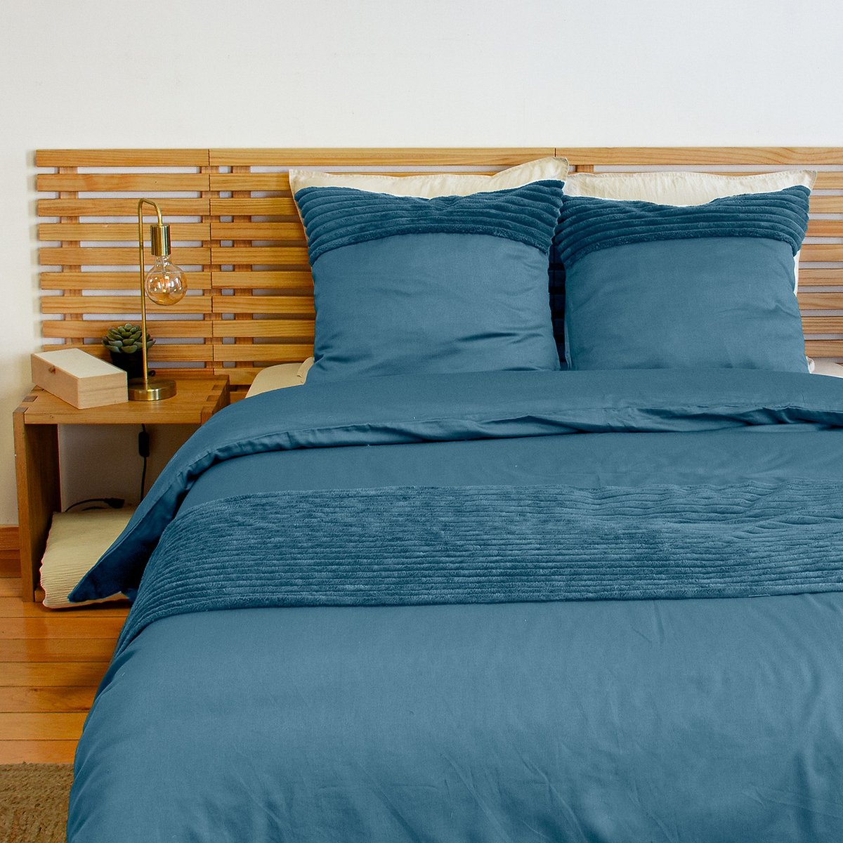 Parure de lit - housse de couette avec taies bleu paon, EDEN