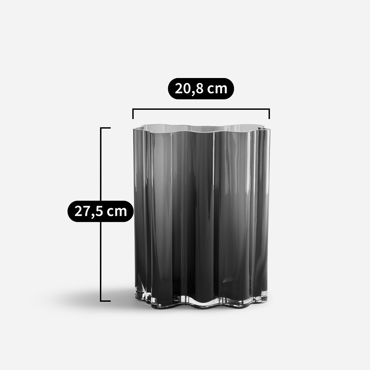 Vase en verre soufflé, ISSEY gris fumé, AM.PM