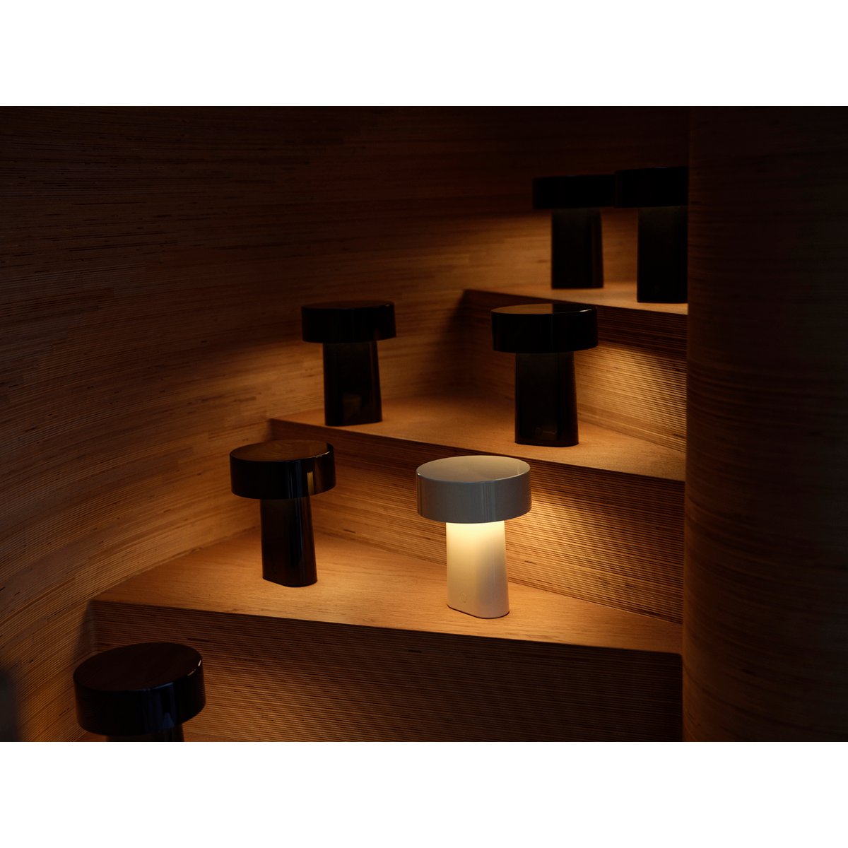 Lampe OBLONG noir, ZONE DENMARK