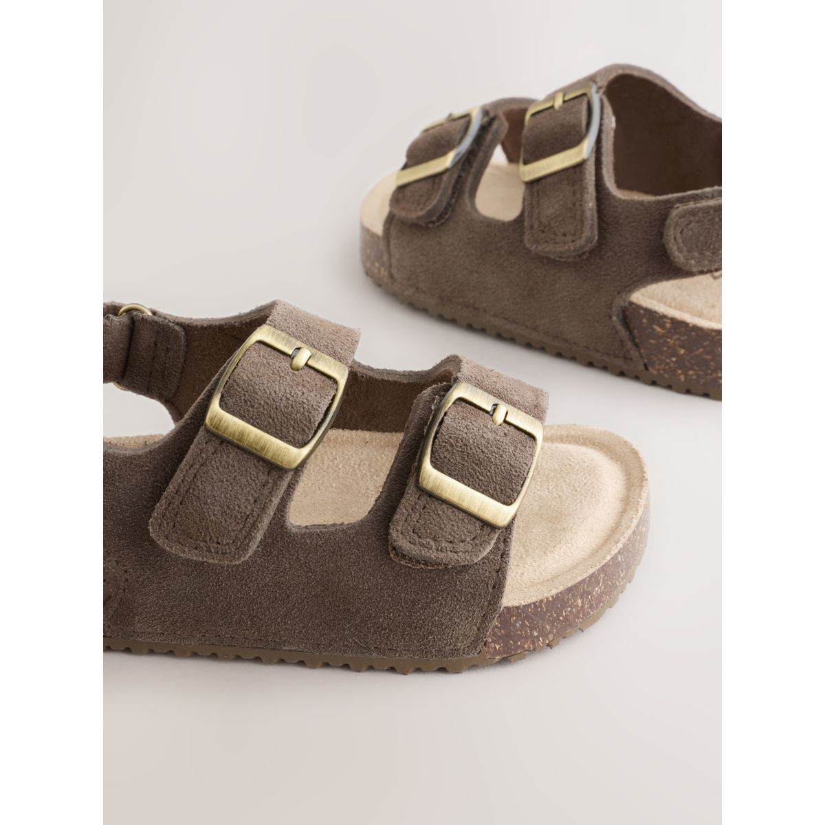 Sandales à deux brides avec assise en liège marron chocolat, NEXT