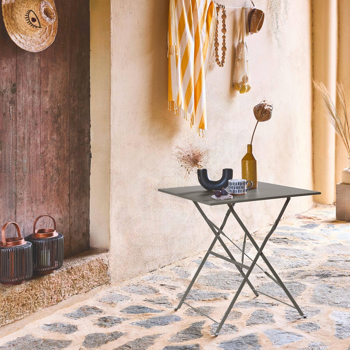 Table de jardin bistrot pliante métal + 2 assises EMILIA vert de gris, SWEEEK