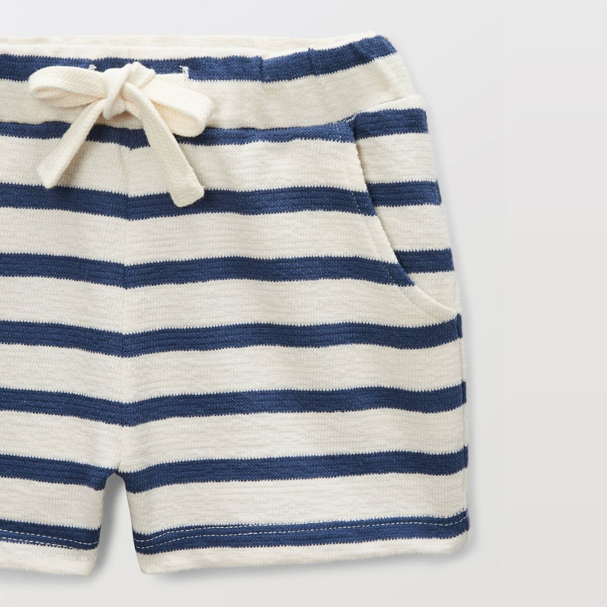 Short en jersey rayé en coton BIO GOTS porcelaine, BOUT'CHOU