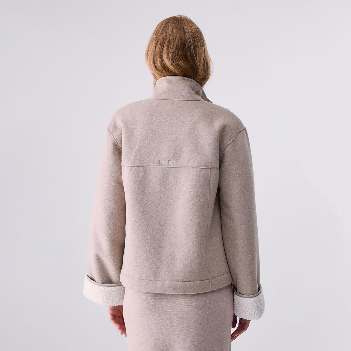 Manteau boxy en mouton synthétique beige, LIU JO