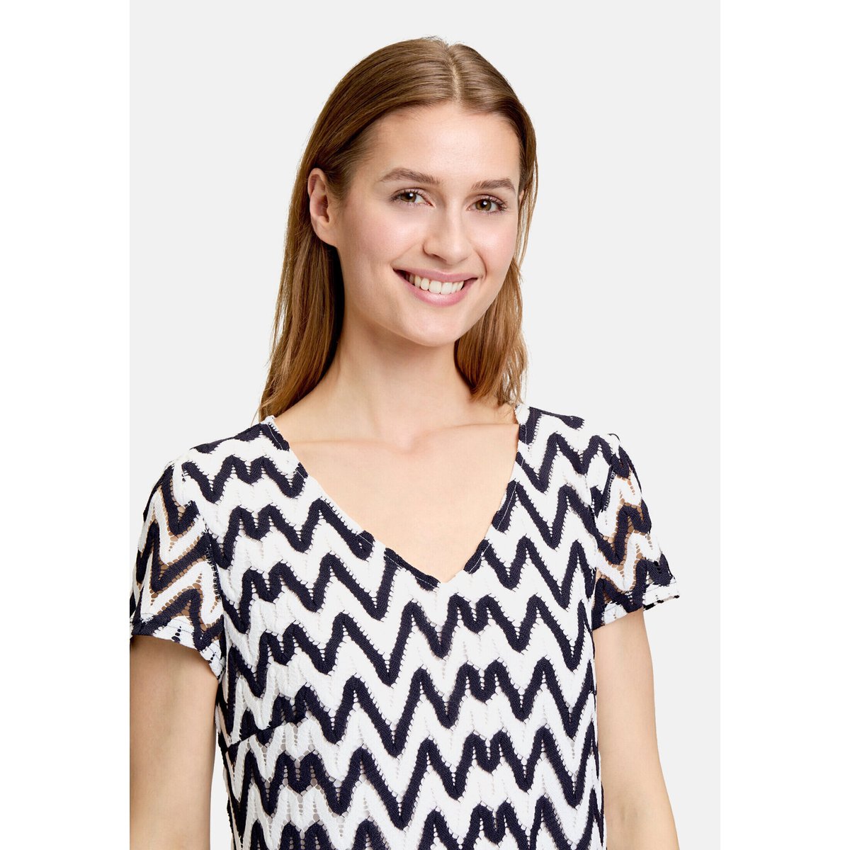 Robe d'été à encolure en v bleu/blanc, BETTY BARCLAY