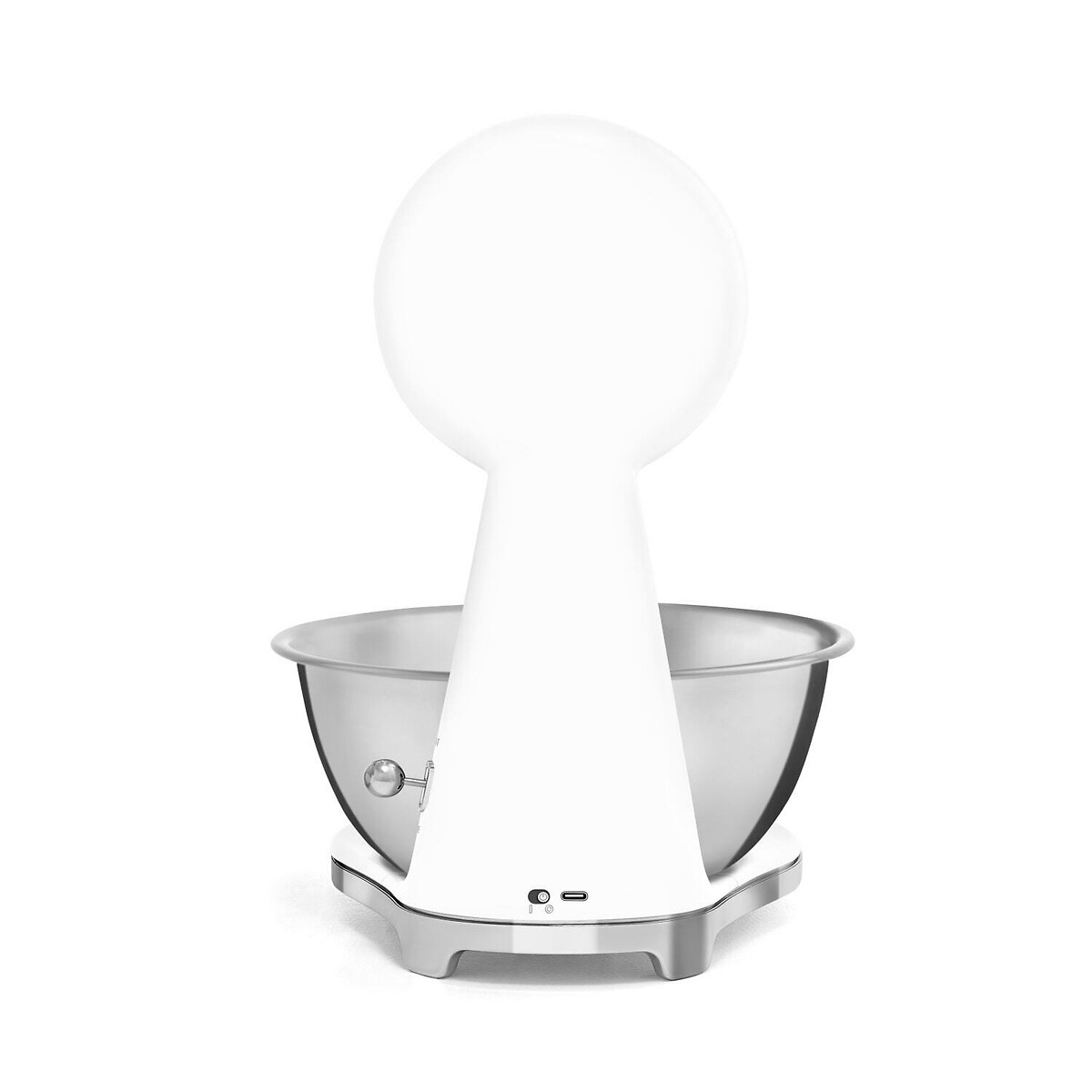 . white, SMEG