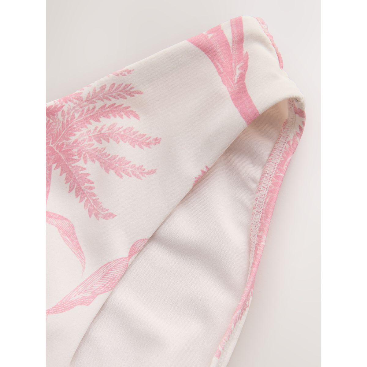 Bas de bikini échancré crème/rose floral, NEXT