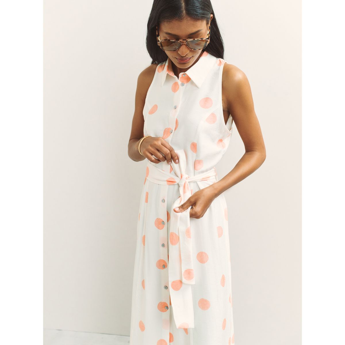 Robe mi-longue dos nu avec ceinture tache blanche/rose, NEXT