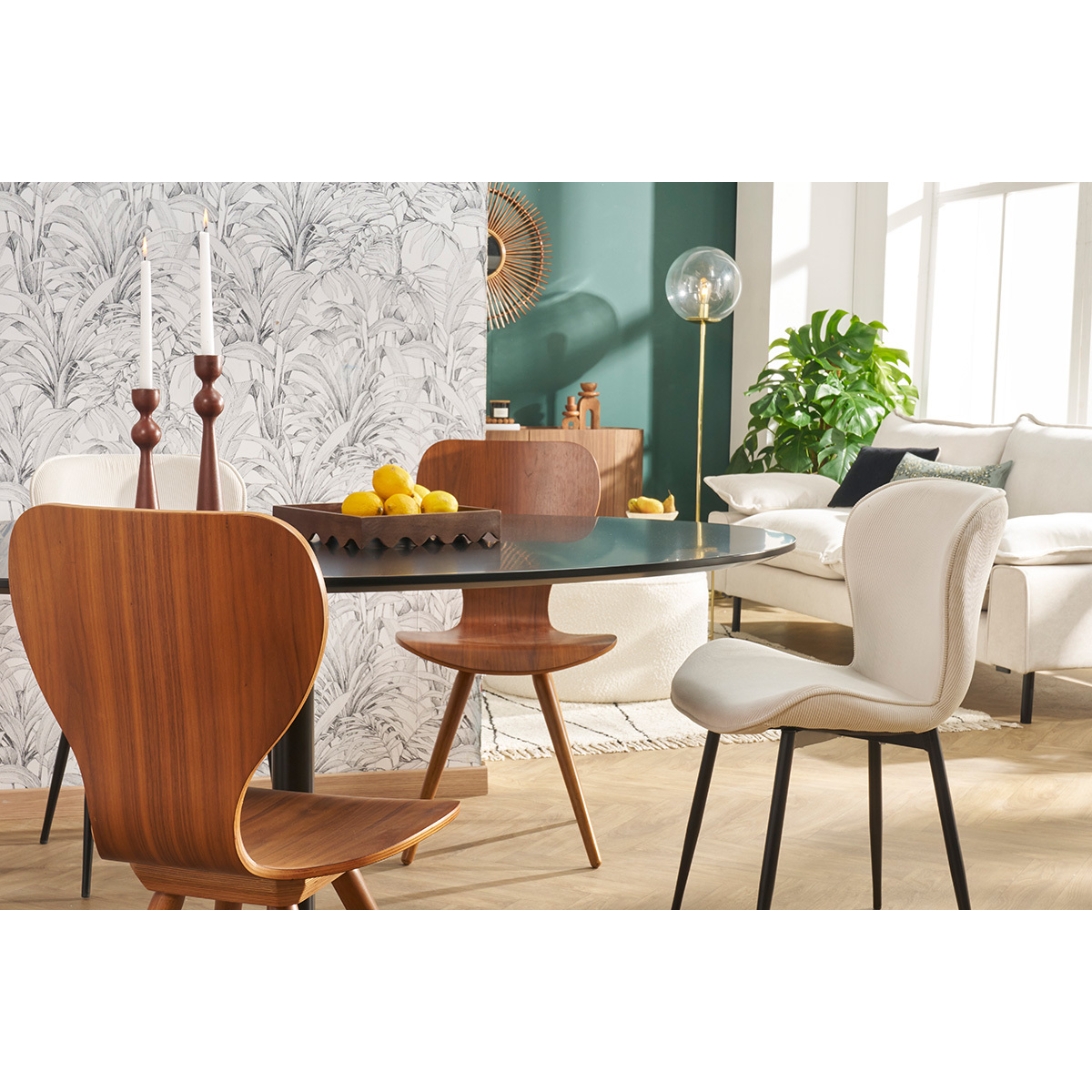 Table à manger design ovale L170 cm HALIA noir, MILIBOO