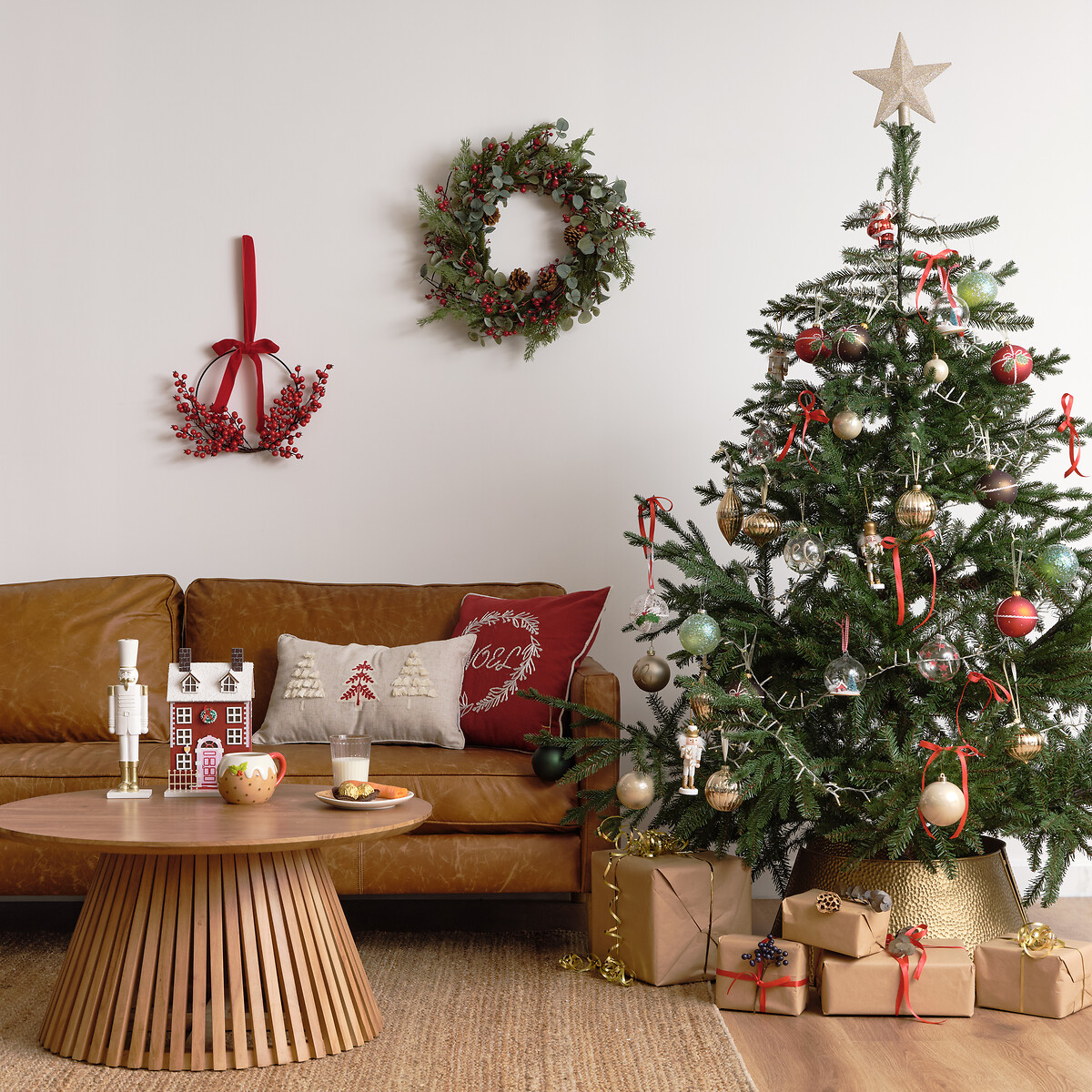 Chapra Acacia Wood Slatted Round Coffee Table acacia, SO'HOME