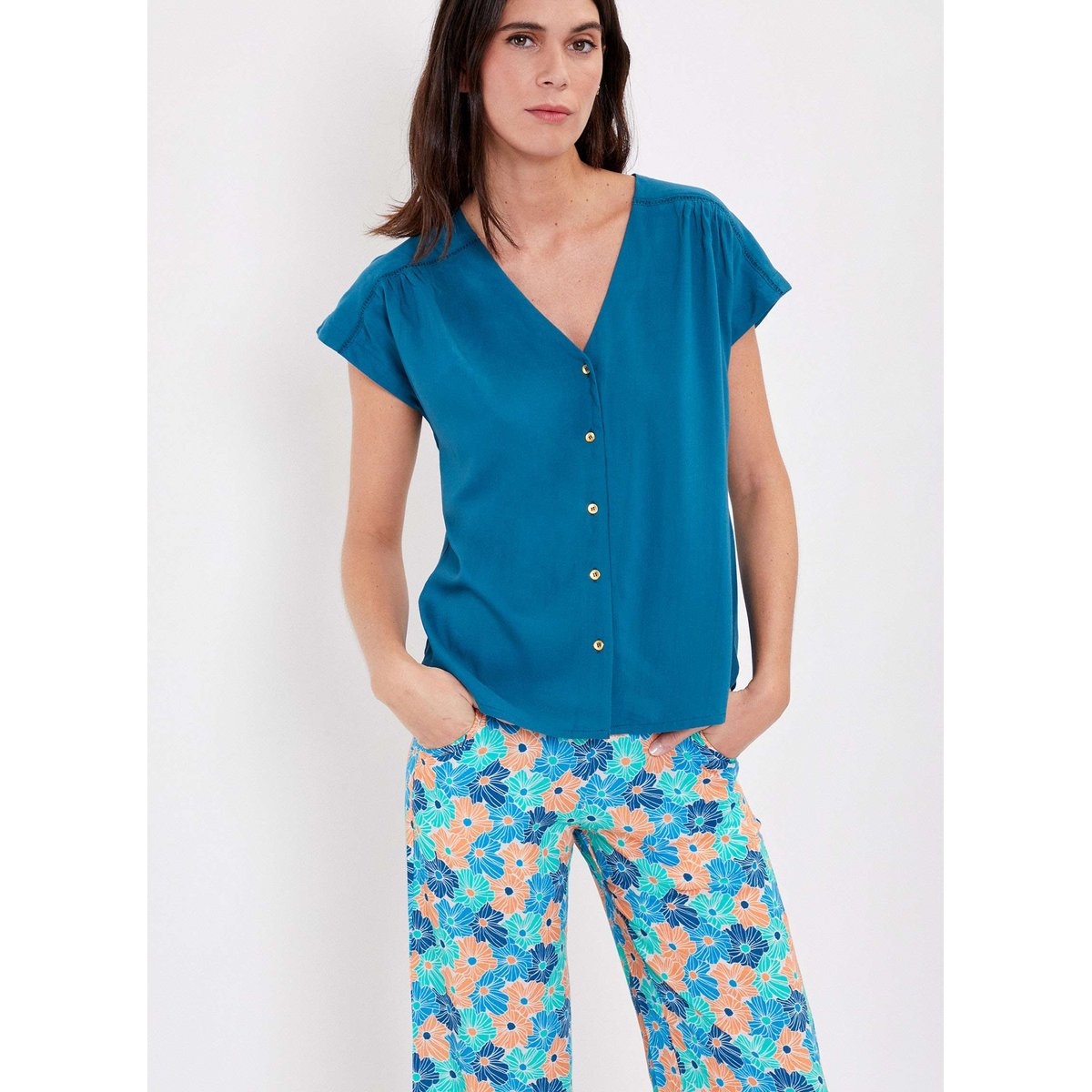 Blouse fluide col V VALERIA bleu canard, LA FIANCÉE