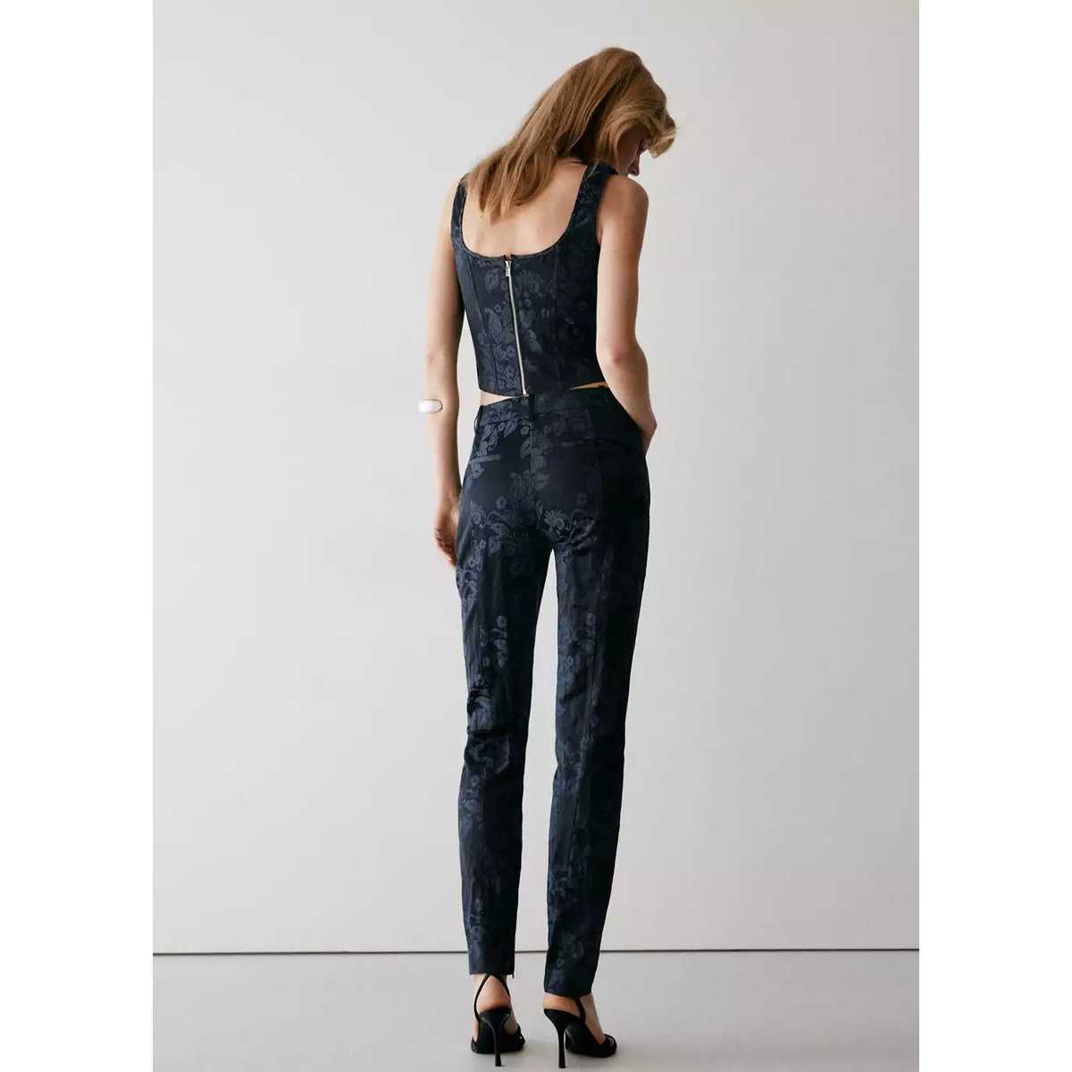Pantalon cintré imprimé à fleurs bleu, MANGO