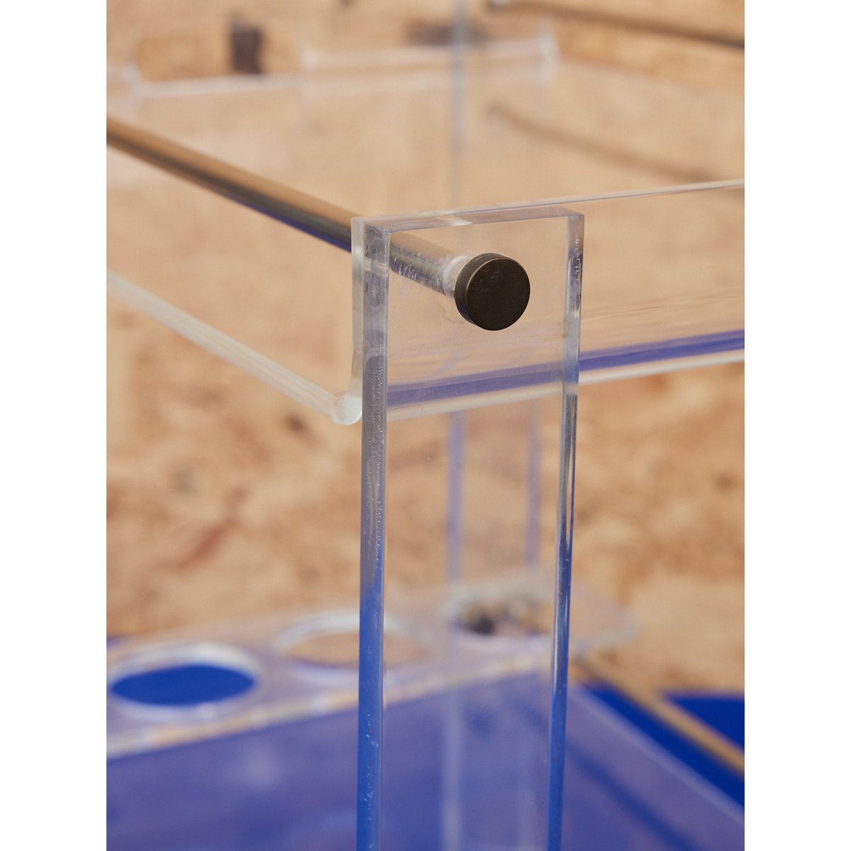 Desserte en plexiglass  Anouk N°327 - Bon état transparent, DEBONGOUT
