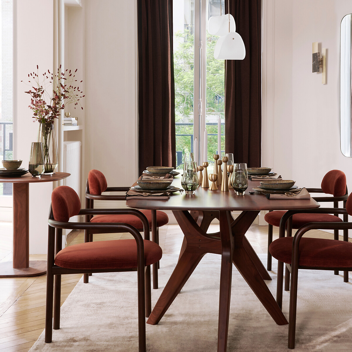 Table bistrot, 2 couverts, en noyer massif, MONCEAU noyer, EMMANUEL GALLINA X AM.PM