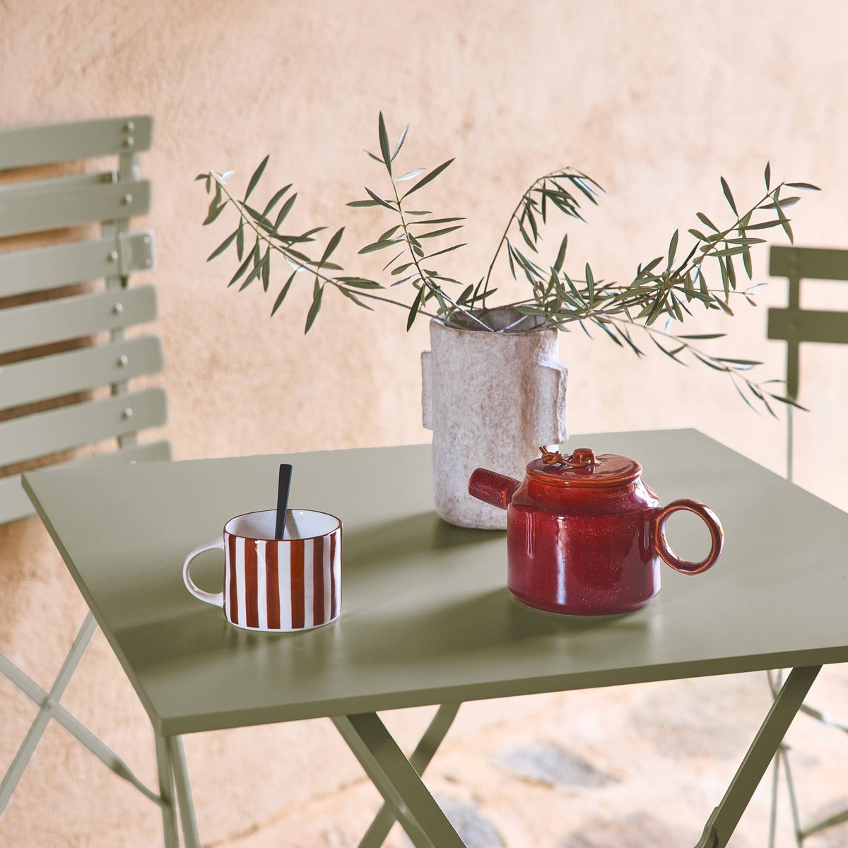 Table de jardin bistrot pliante métal + 2 assises EMILIA vert de gris, SWEEEK