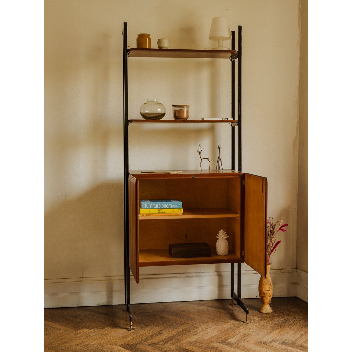 Bibliothèque en bois et métal noir Madeleine N°752 - Bon état bois foncé, DEBONGOUT