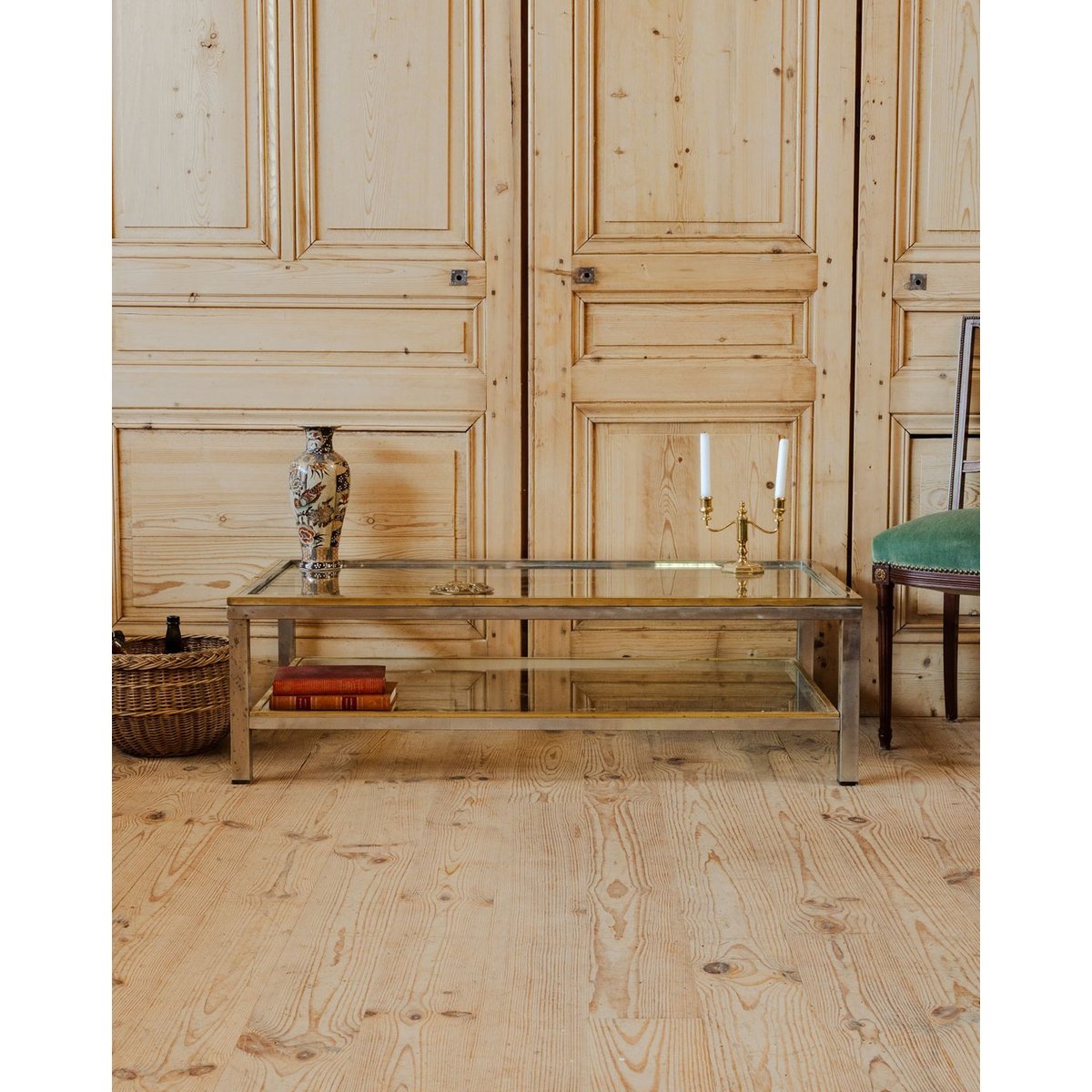 Table basse en laiton et verre Donna N°1053 - Bon état doré, DEBONGOUT