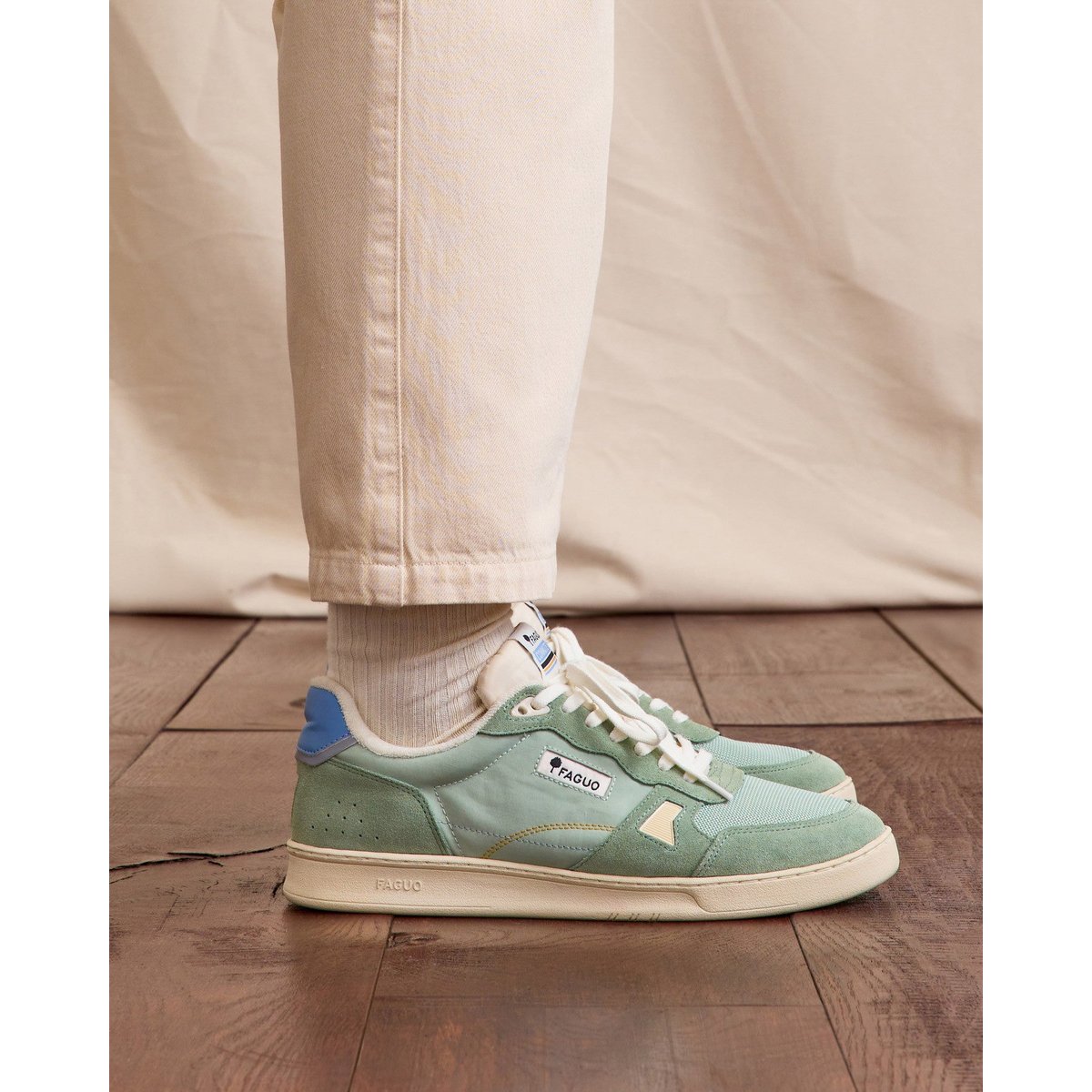 Baskets basses tissu suede COMMUTE 1 vert clair, FAGUO