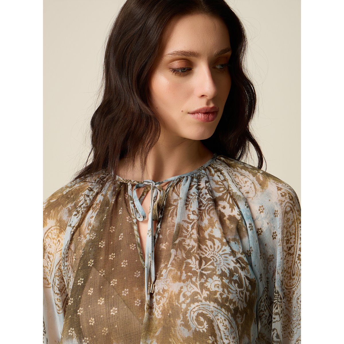 Blouse à motifs avec manches longues marron, OLTRE