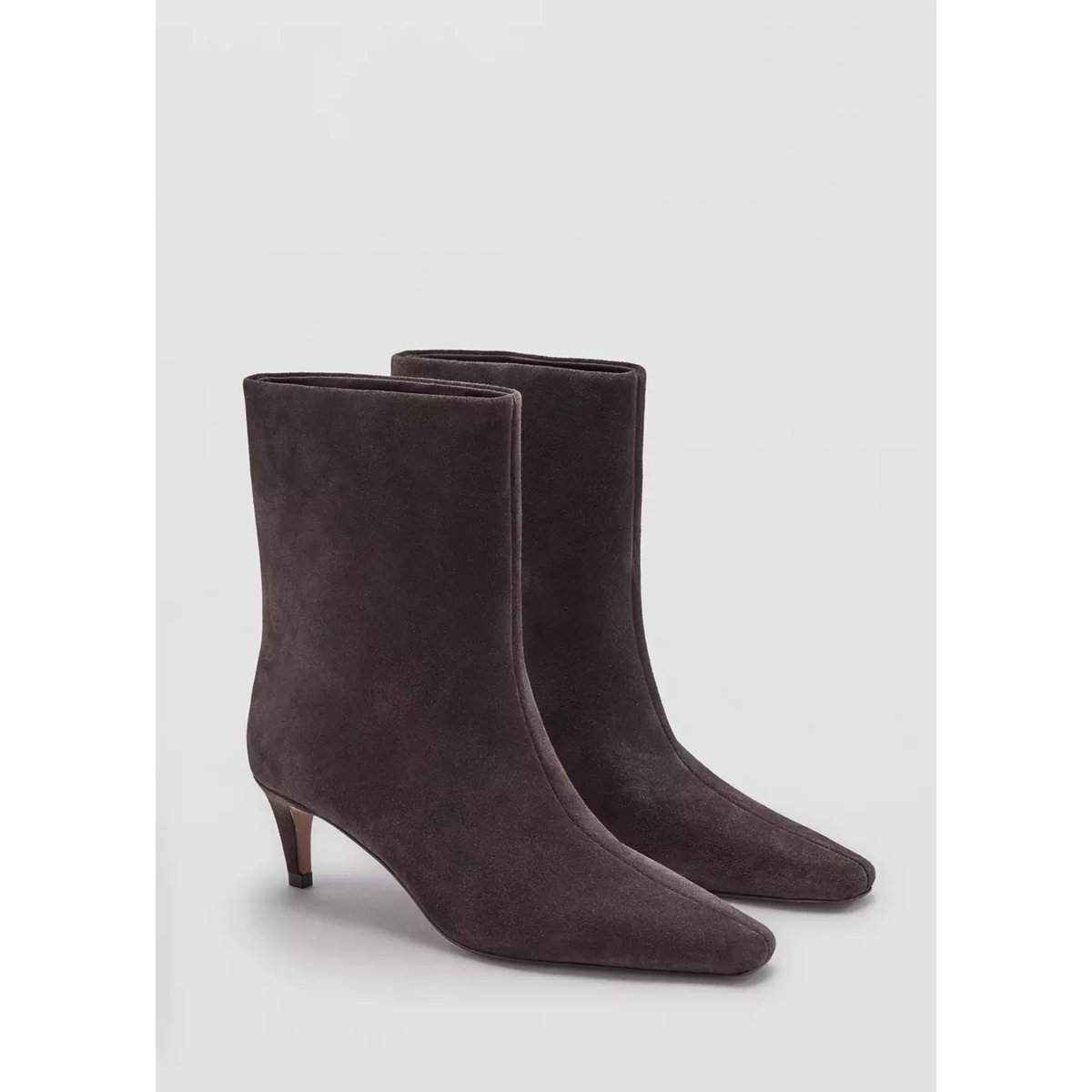 Bottines à talons en cuir suédé à bout carré chocolat, MANGO
