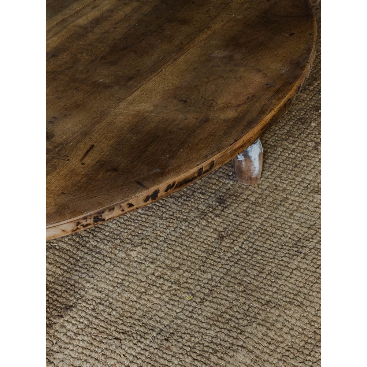 Table basse ovale en bois Léonie N°947 - Bon état bois foncé, DEBONGOUT