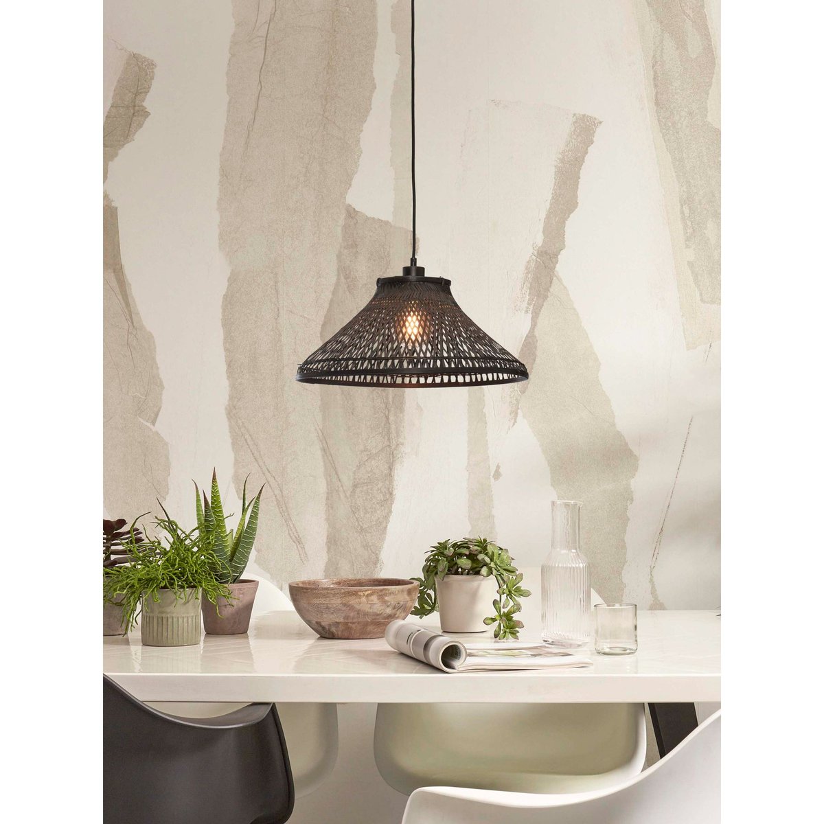 Lampe Suspendue Bambou TAHITI noir, GOOD & MOJO