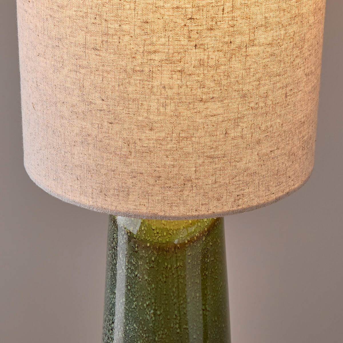 Lampadaire en céramique et lin, TOTEMY vert moucheté, AM.PM