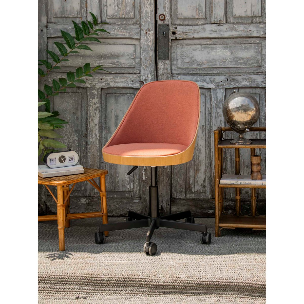 Chaise de bureau contemporaine Alma N°1758 - Bon état bois clair, DEBONGOUT