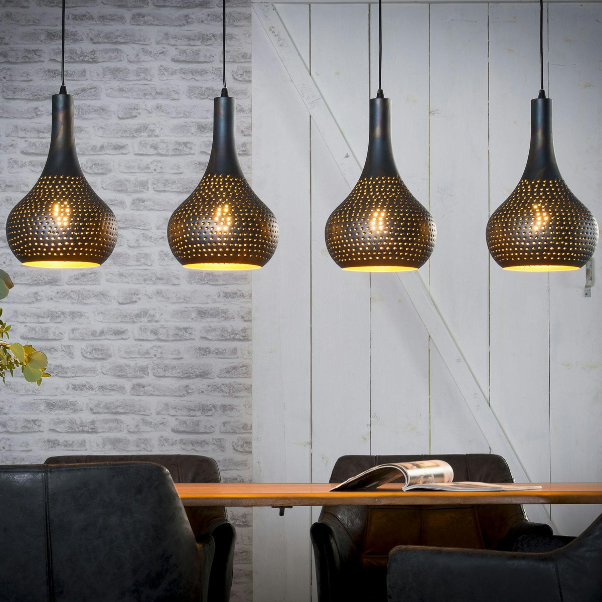 Suspension rétro en métal ajouté noir 4 lampes JAVA noir, PIER IMPORT