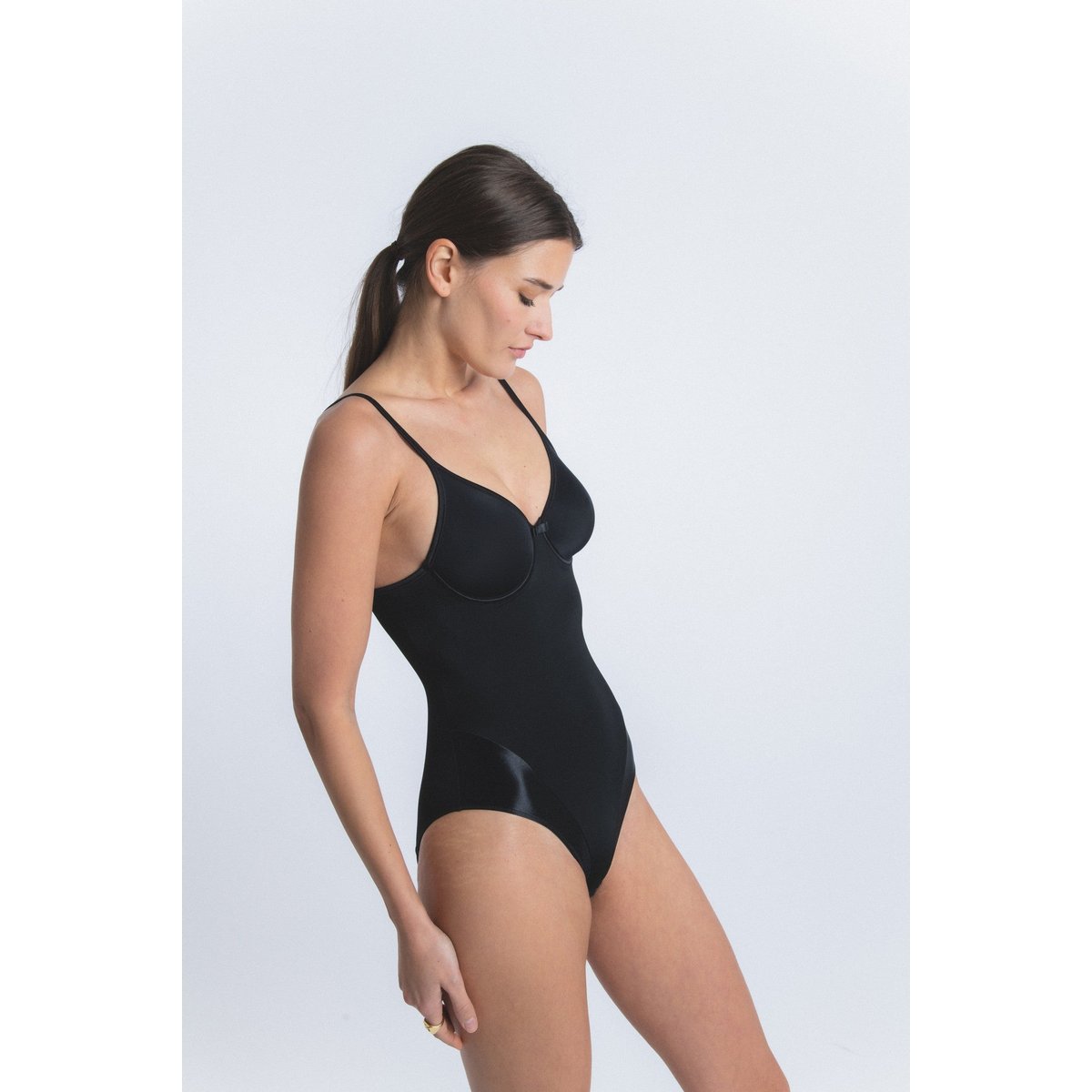 Body avec armatures en microfibre NUAGE PUR noir, MAISON LEJABY