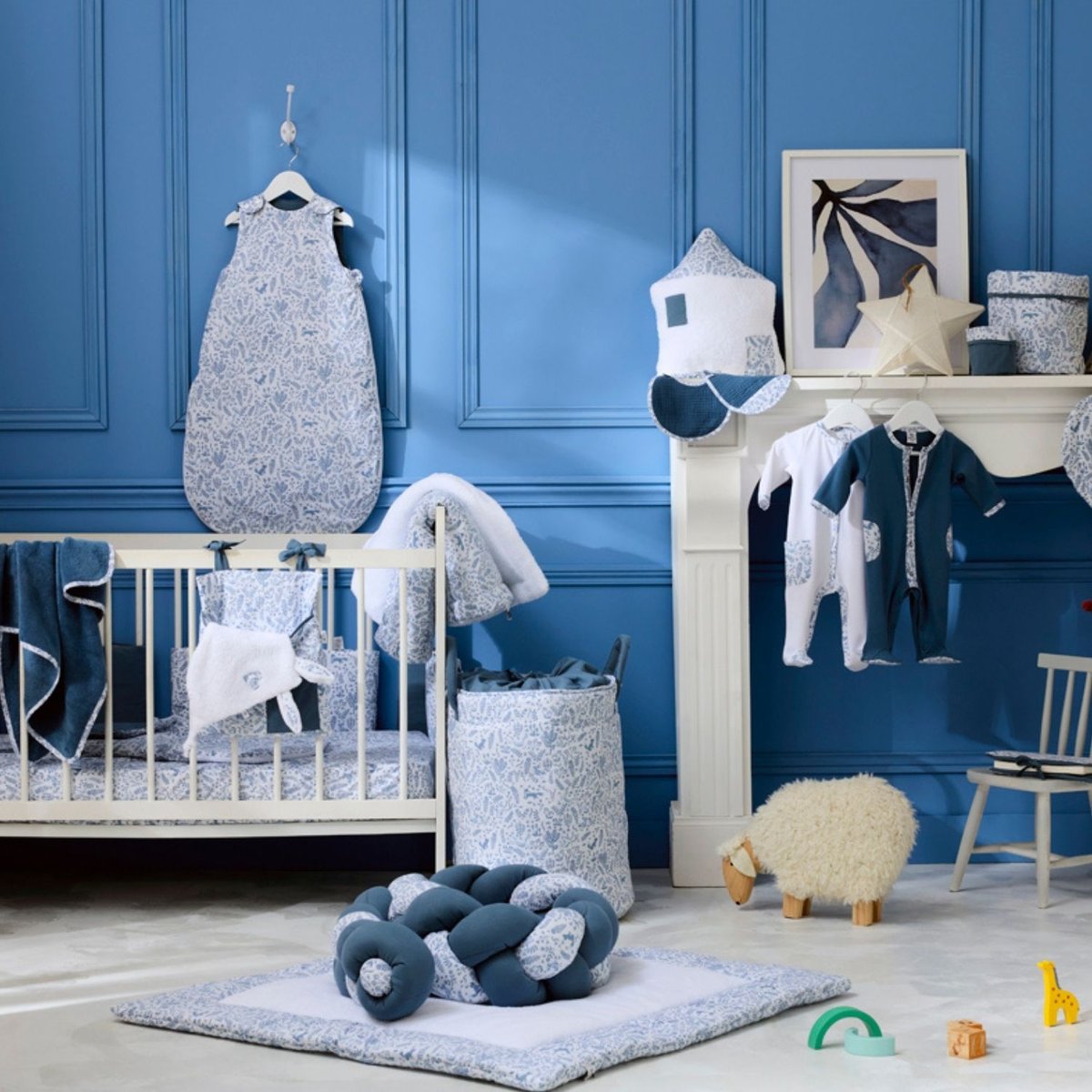 Tapis de jeu bleu, blanc, BB & CO
