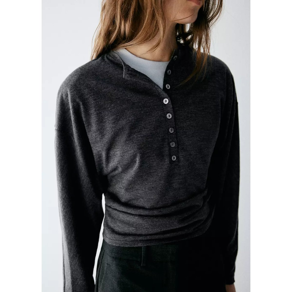 Pull en maille à boutons gris, MANGO