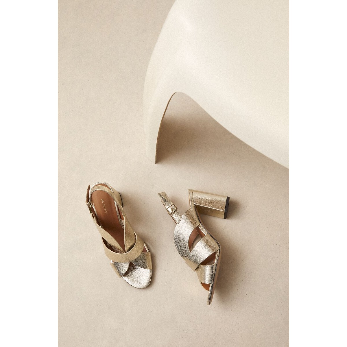 Sandali con tacco in pelle n° 55 platino, RIVECOUR
