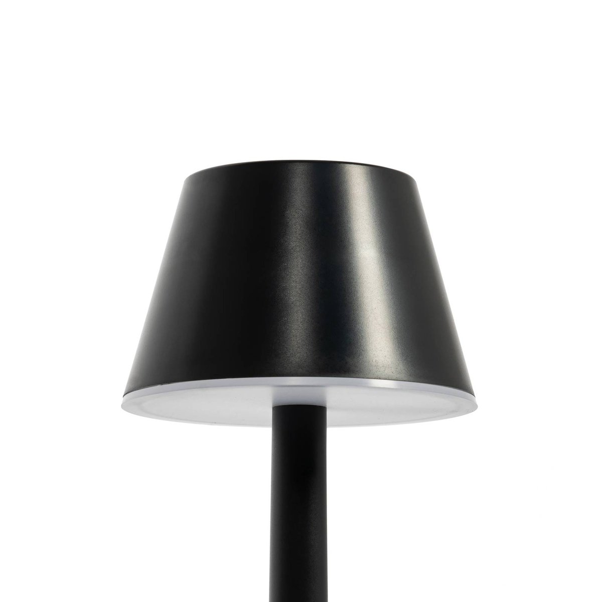 moderneLED, Gaja noir, LINDBY