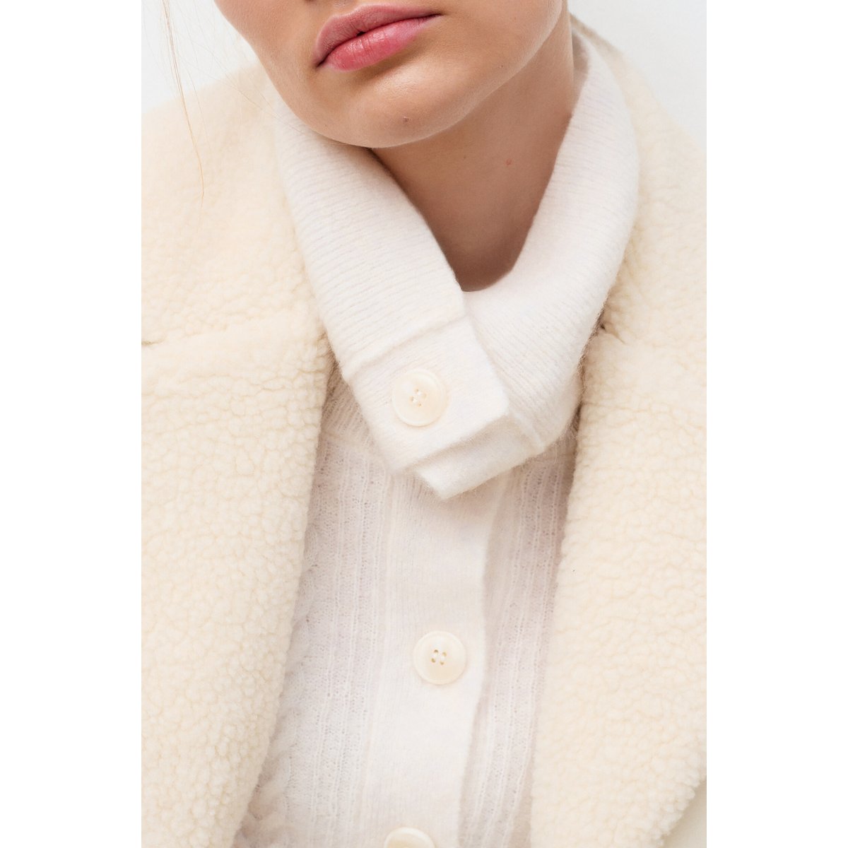Manteau droit court GALET ecru, CAROLL