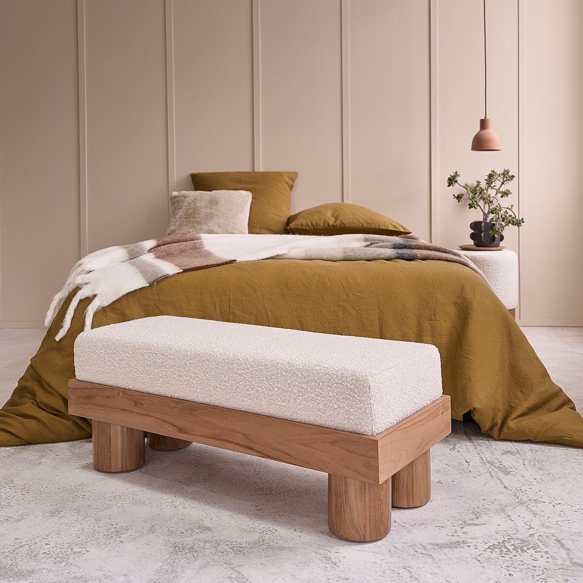 Banc en bois de teck et tissu bouclette 100 cm THÉODORE naturel, BERAH GETAH