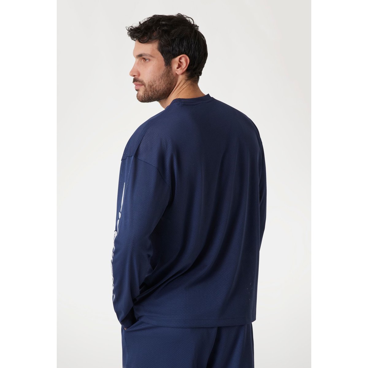 T-Shirt Mesh Oversize bleu foncé, GUESS