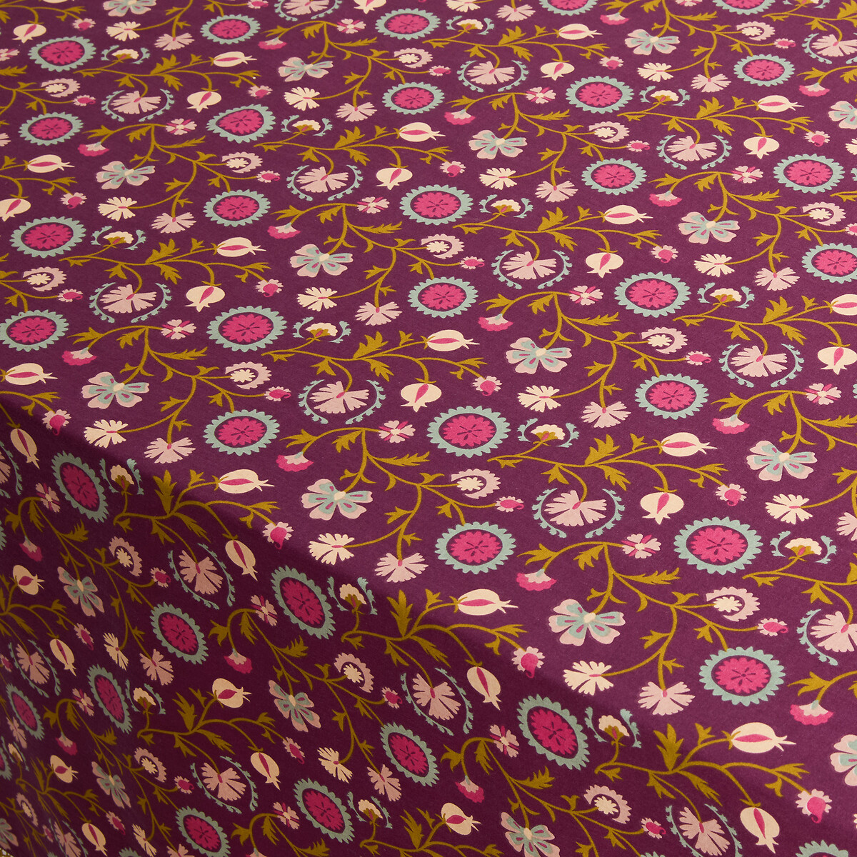 Izild Floral Print Washed Cotton Tablecloth print/plum background, LA REDOUTE INTERIEURS