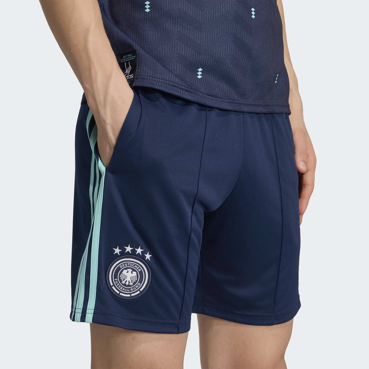 Short Extérieur Allemagne 26 Short Extérieur Allemagne 26 collegiate navy, adidas Performance