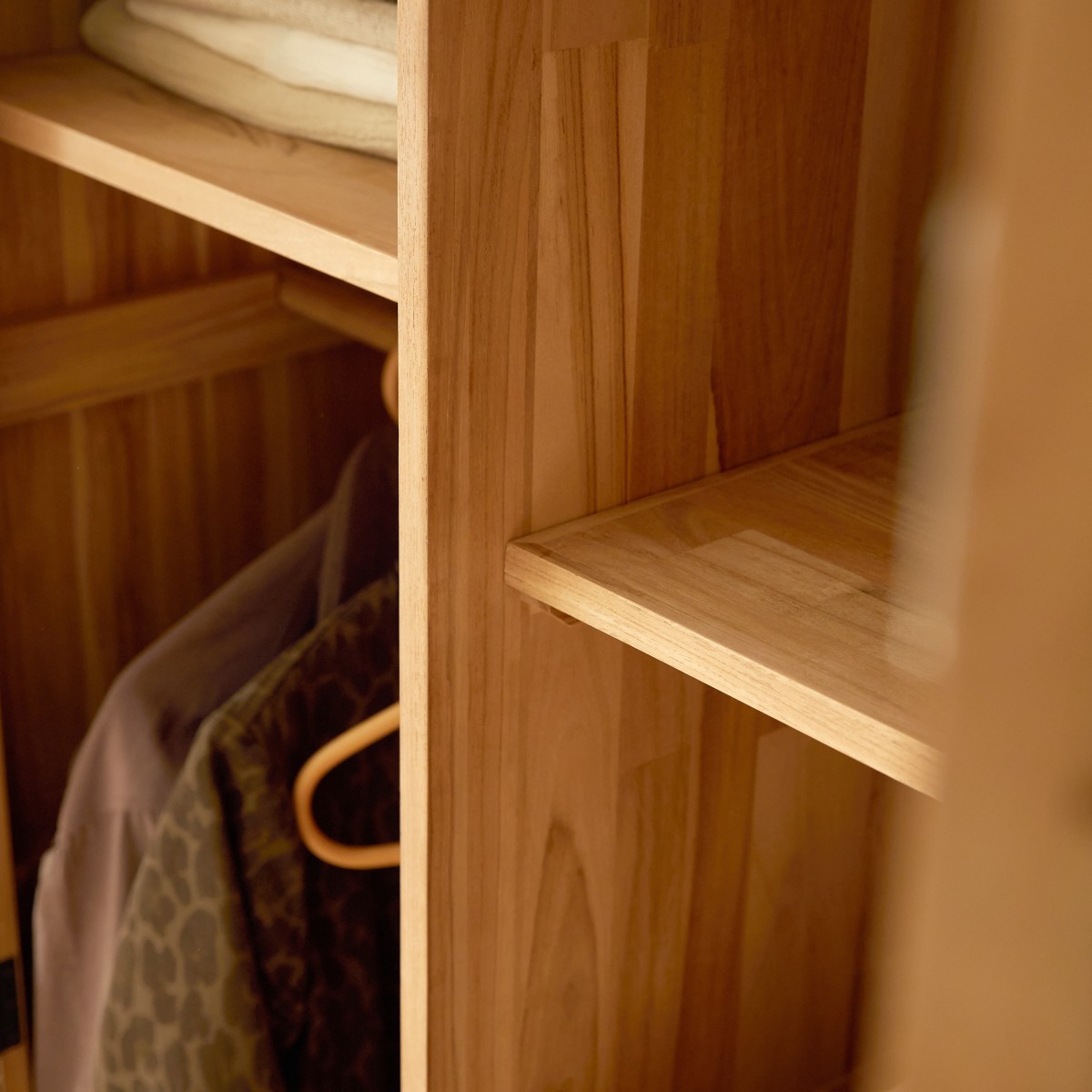Armoire en Teck massif, MINIMALYS naturel, TIKAMOON