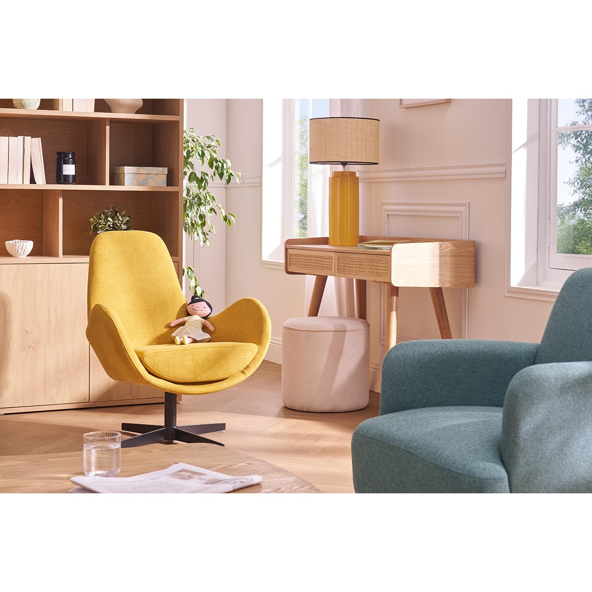 Bureau design avec rangements 2 tiroirs bois clair et cannage rotin L105 cm ELSY chêne clair, MILIBOO