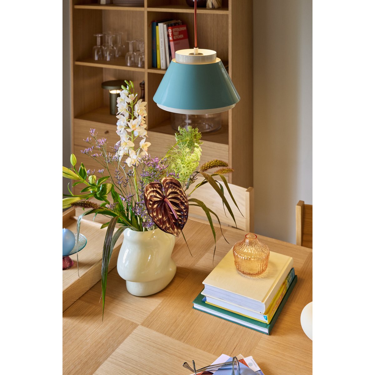 Vase en verre FUYU orange, HUBSCH