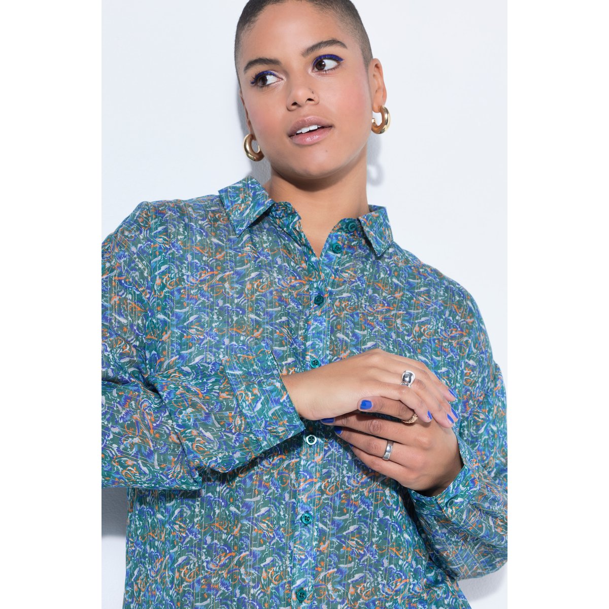 Chemisier oversize à motif en fil brillant vert mat, STUDIO UNTOLD