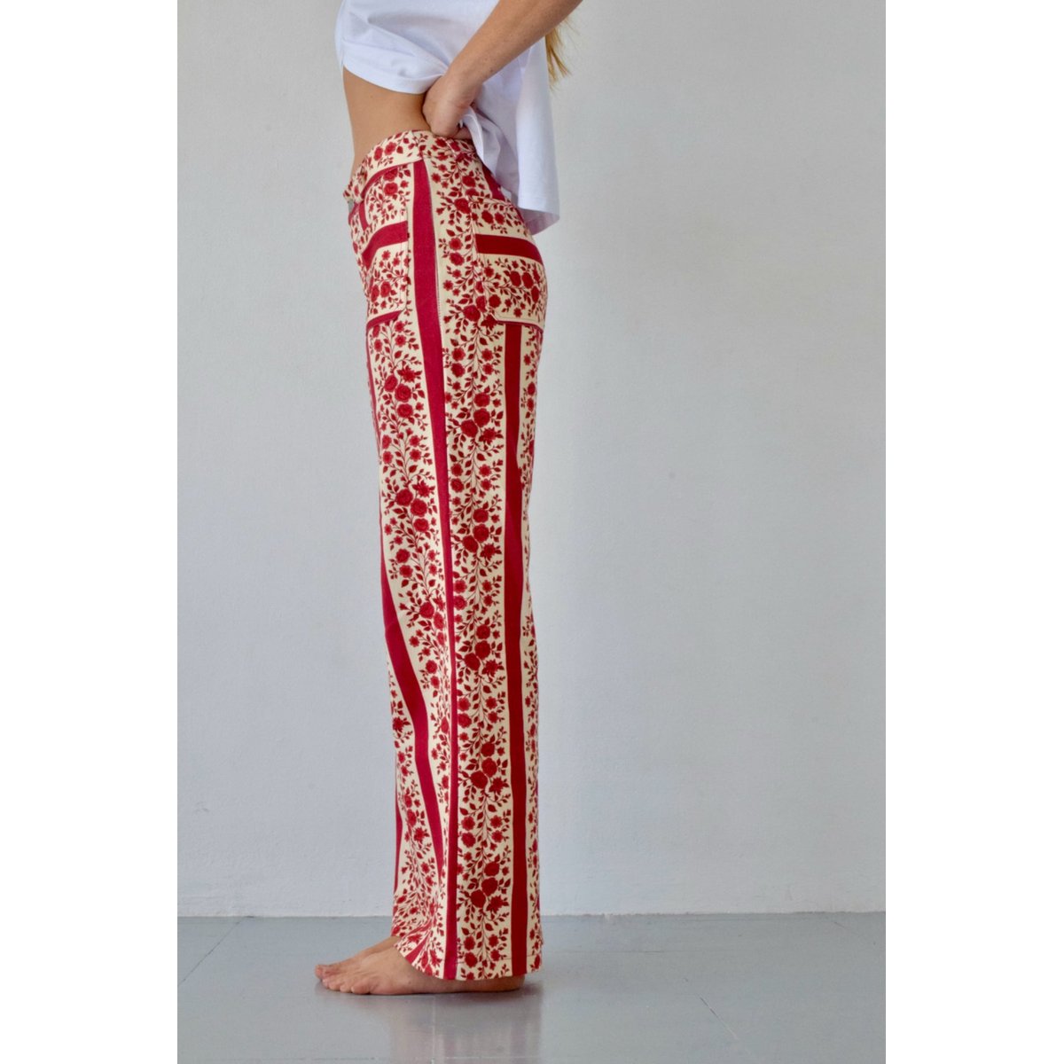 Jean droit bandes fleuries VALERIA rouge, MINDTRAVELER