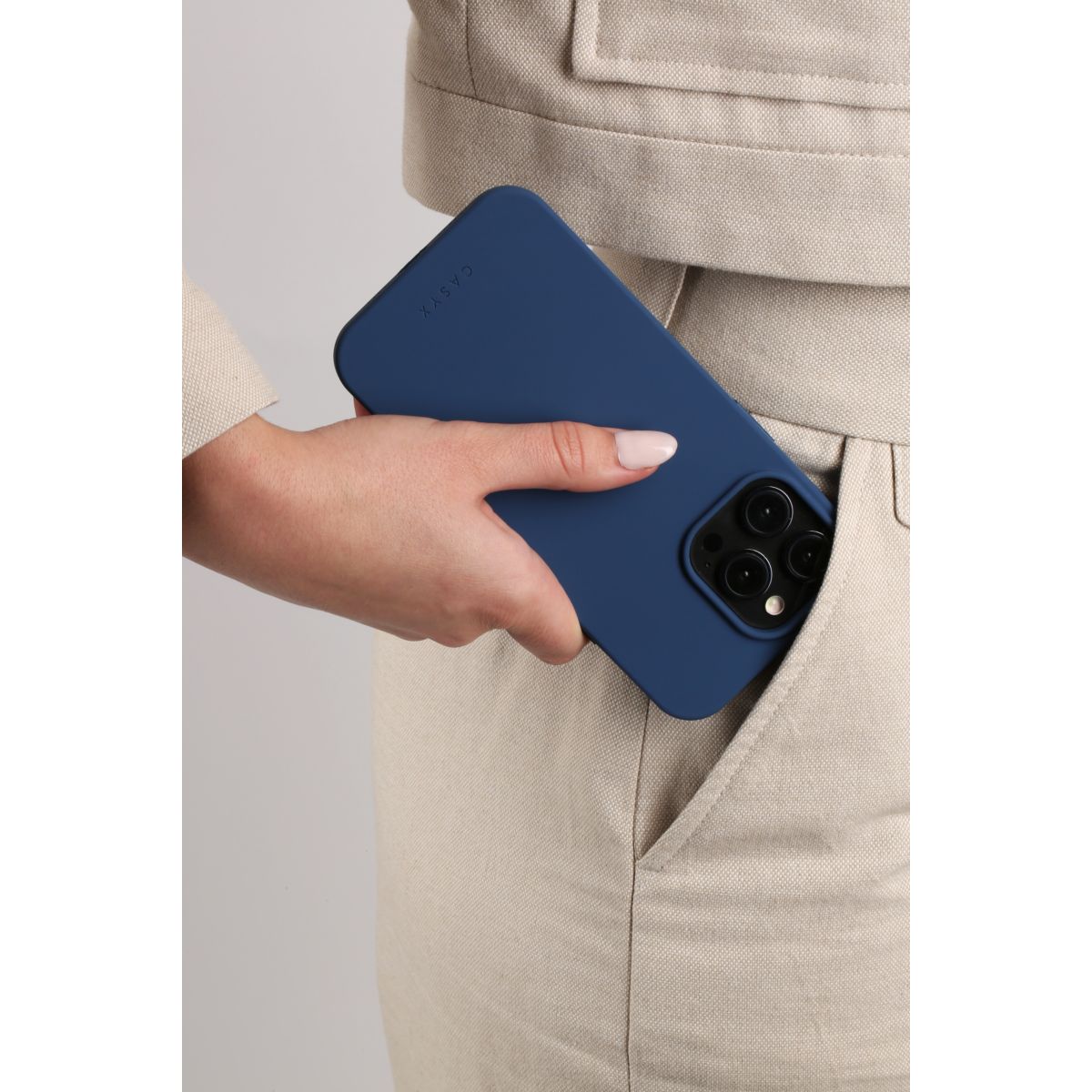 Coque iPhone 15 Plus Magsafe sill. Bleu Cobalt couleur unique, CASYX