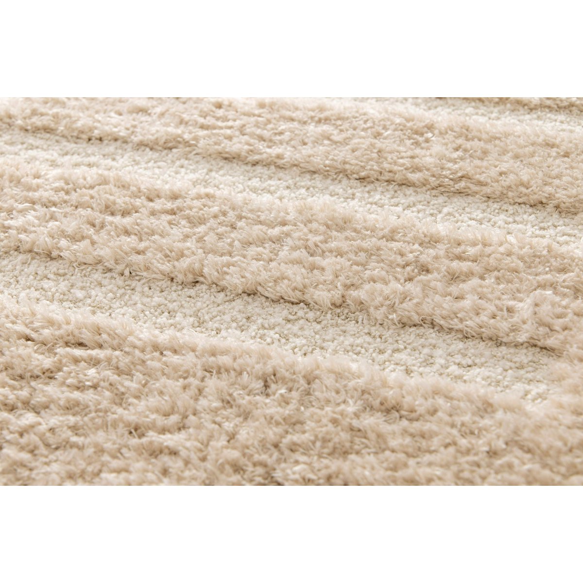 Tapis doux et épais en polyester recyclé effet relief PASSAGE beige sable, AFK LIVING